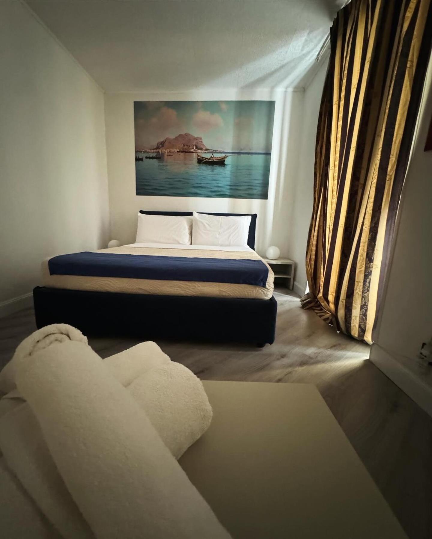 Caminneci Palace & Rooms パレルモ エクステリア 写真
